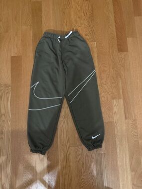 Nike Olive Green Swoosh Oversized Sweat Pants Kids Size M